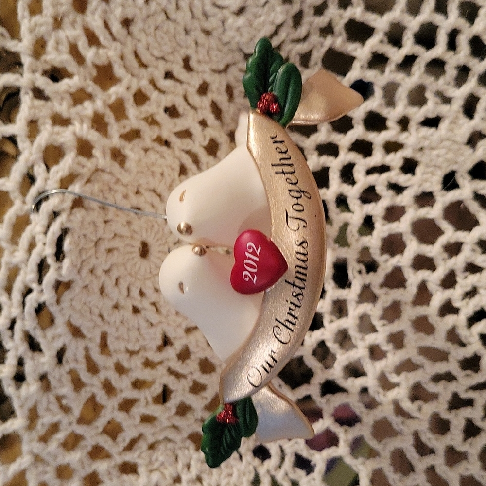 2012 lovebird Christmas ornament